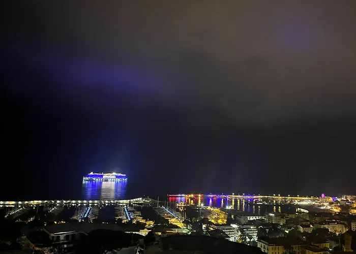 Апартаменти Festival's Санремо