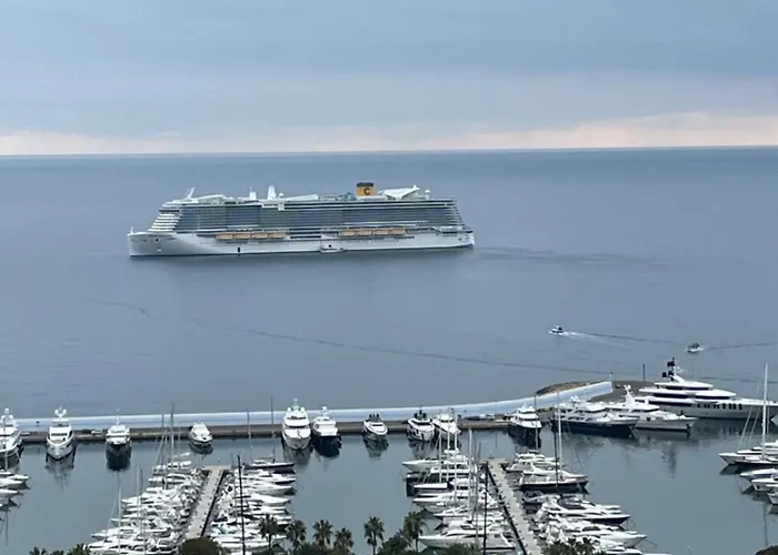 Апартаменти Festival's